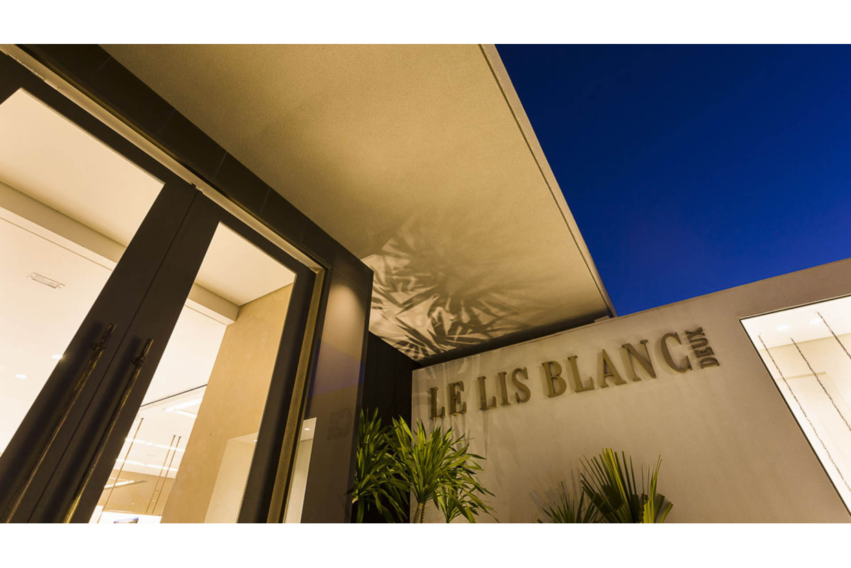 LELIS BLANC LELIS BLANC
